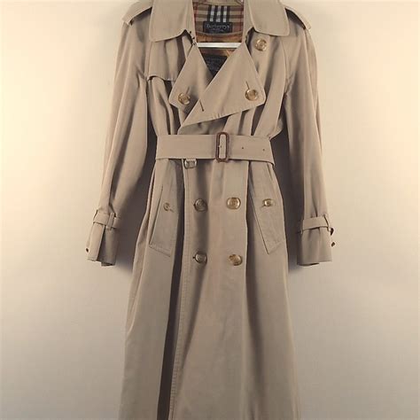 womens burberry tan trench coat|burberry trench coat removable lining.